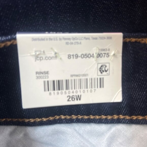 St Johns Bay Capri Jeans Womens 26W Dark Wash Mid Rise New - Picture 11 of 14